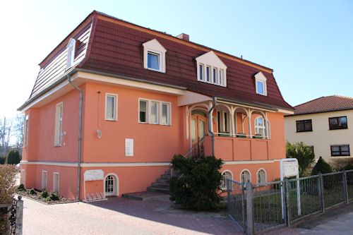 Freund u. Partner Foto Strasse